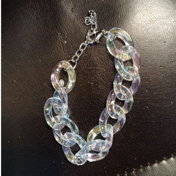 Shiny Iridescent Acrylic Large Link Bracelet - Picture 4 of 6